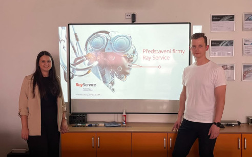 Ray Service a studenti SŠPHZ: elektrotechnika v praxi